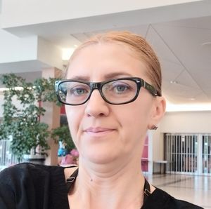 Meet your Posher, Cristina